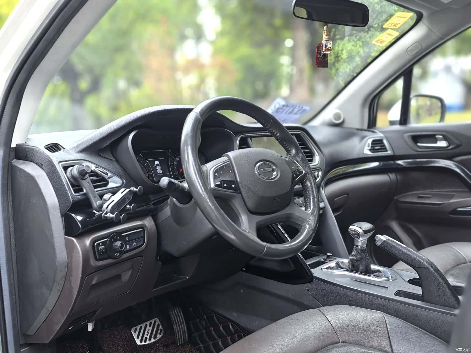 GAC GS4, 2015 13