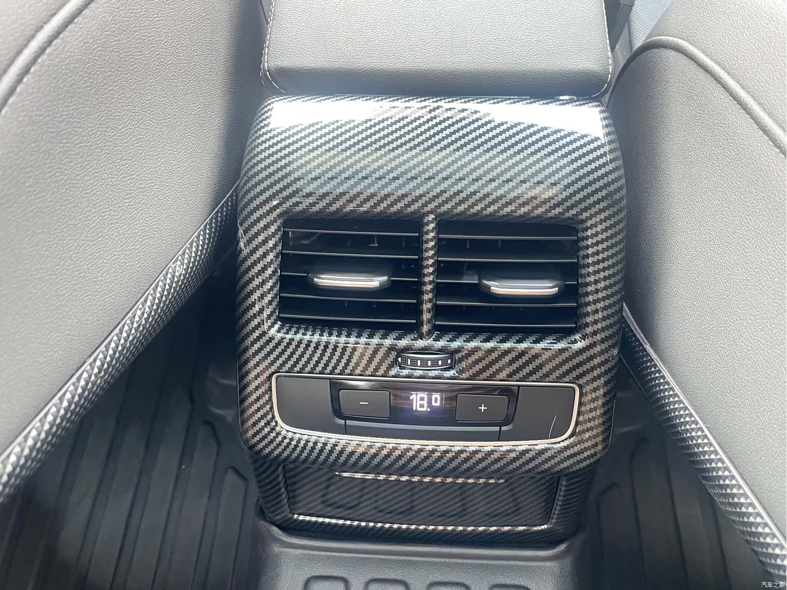 Audi A4L, 2020 18