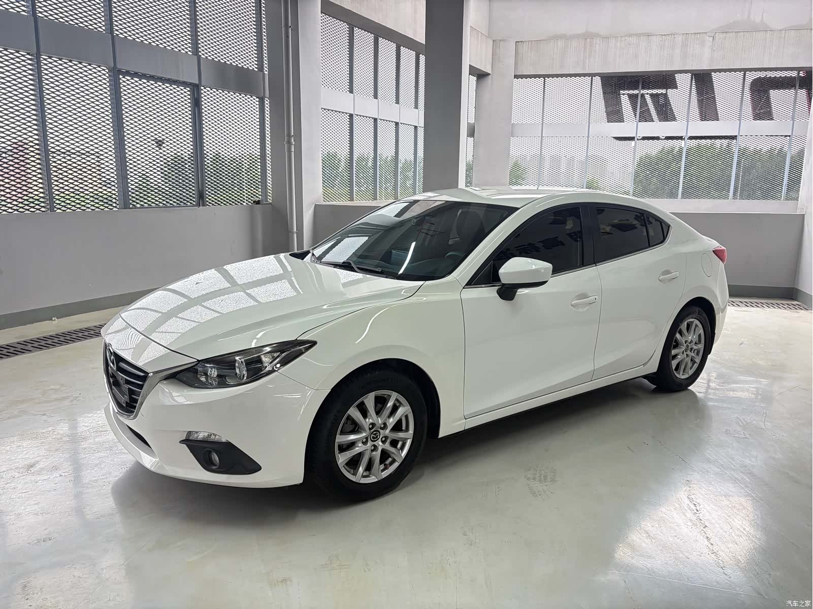 Mazda Mazda3, 2016 1