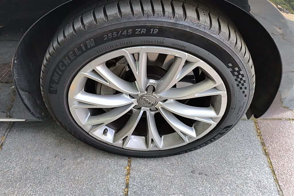 Audi A8L, 2017 6