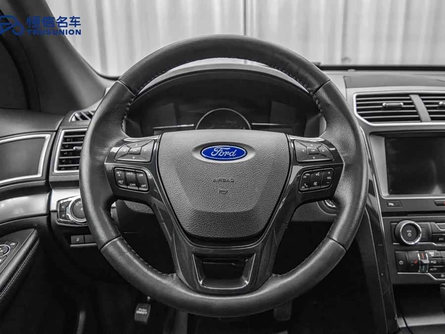 Ford Explorer 2018, фото 17