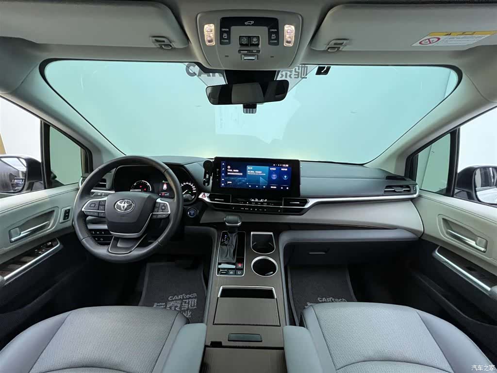 Toyota Granvia, 2024 10