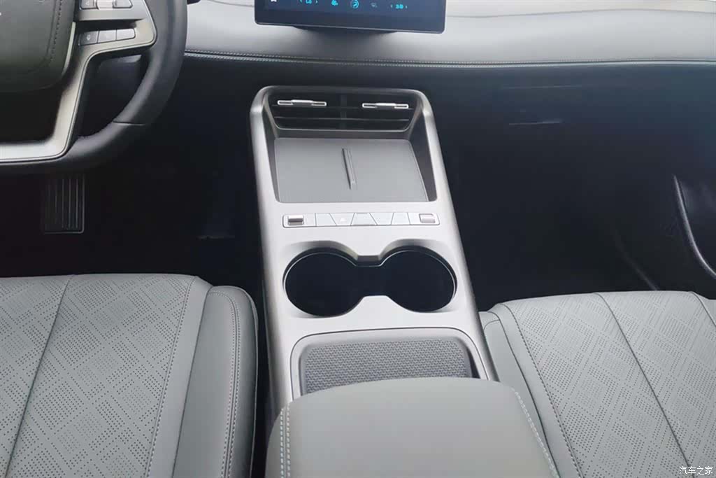 BYD Qin, 2026 16