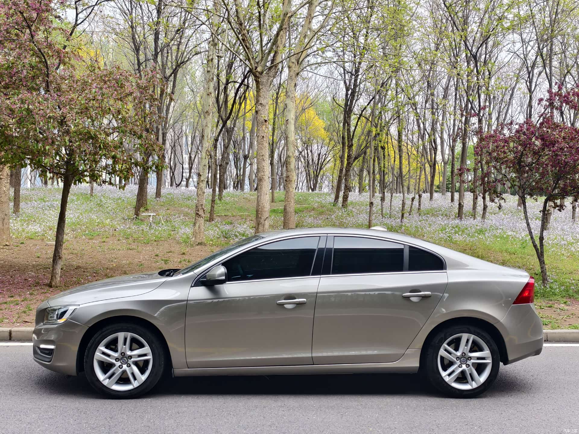 Volvo S60, 2015 3