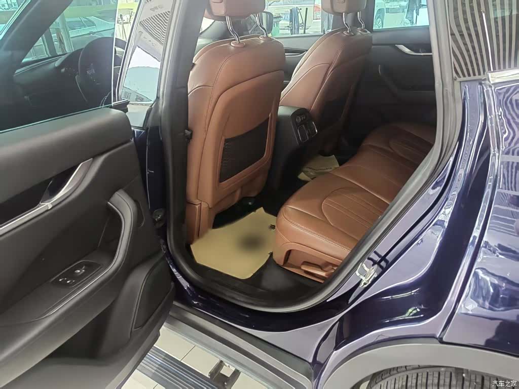 Maserati Levante, 2017 20