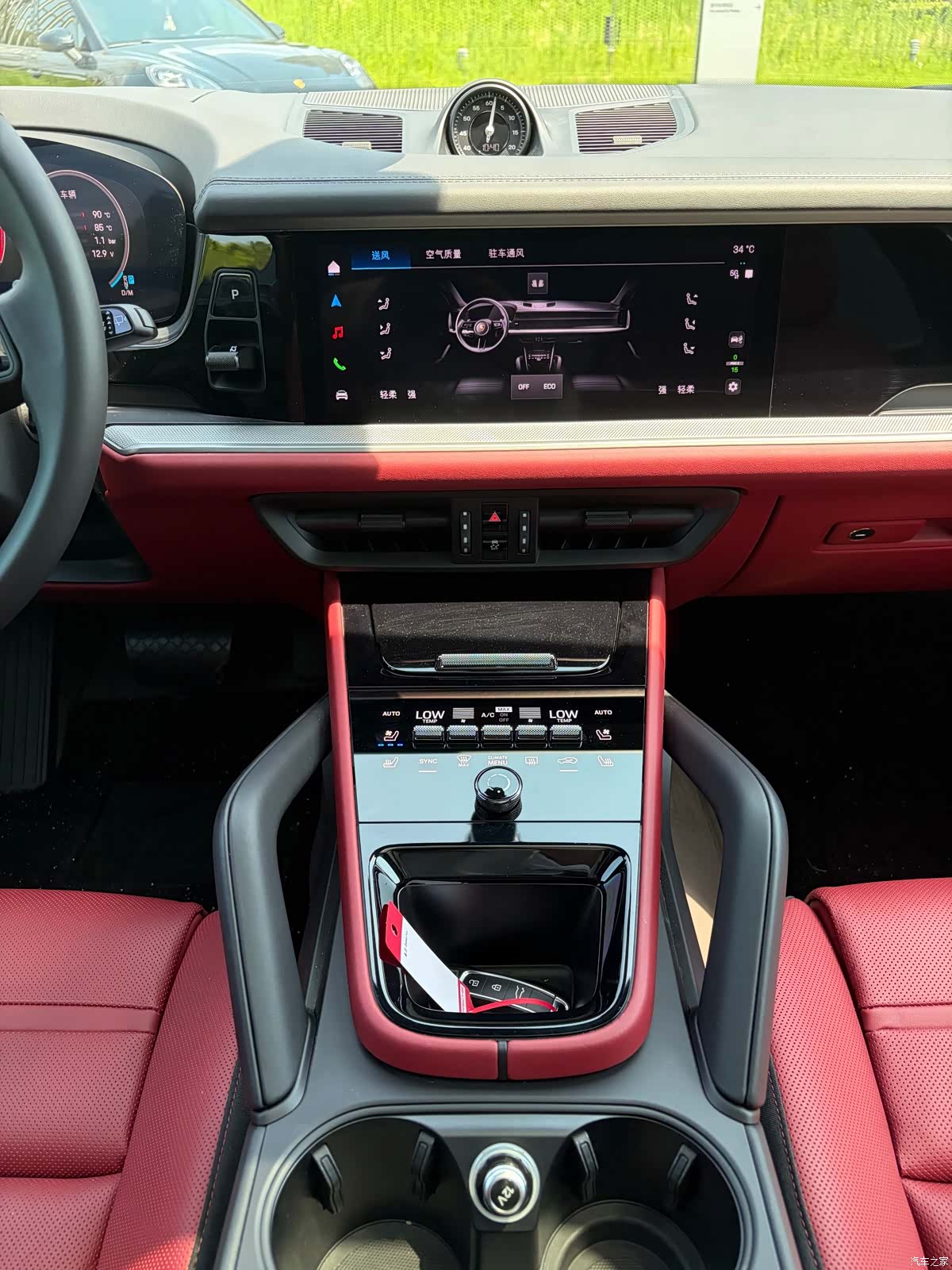 Porsche Cayenne, 2026 17