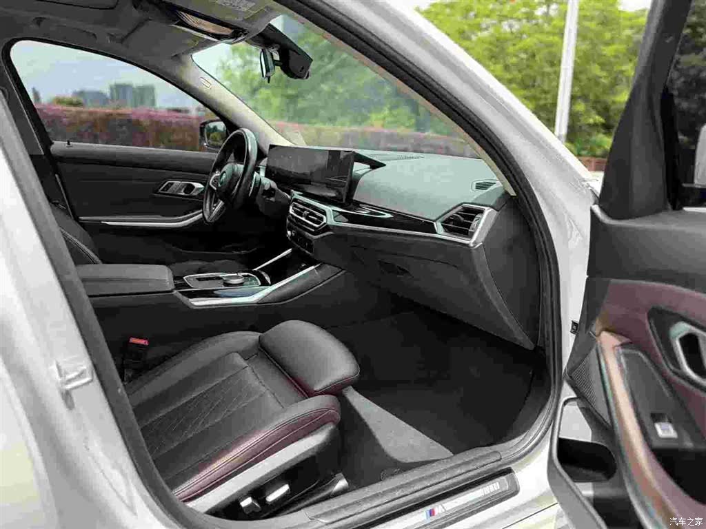 BMW 3 Series, 2022 10
