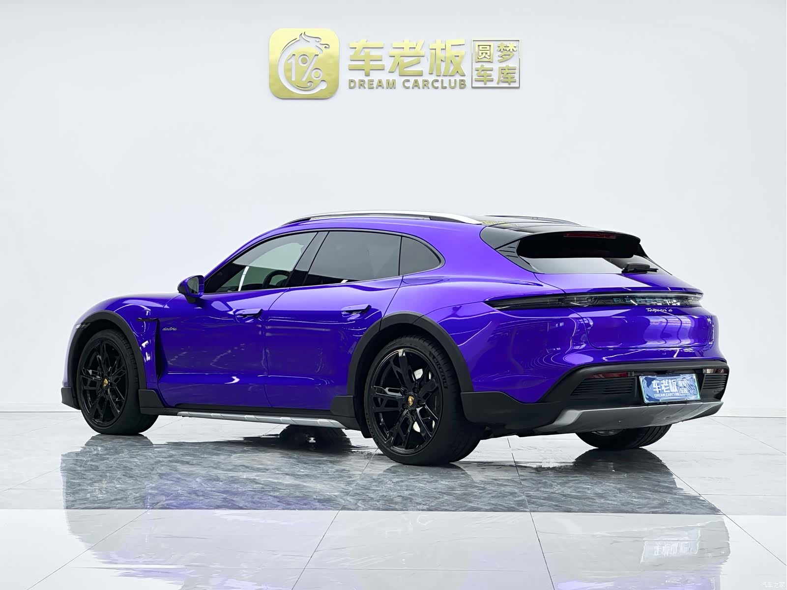 Porsche Taycan, 2023 6