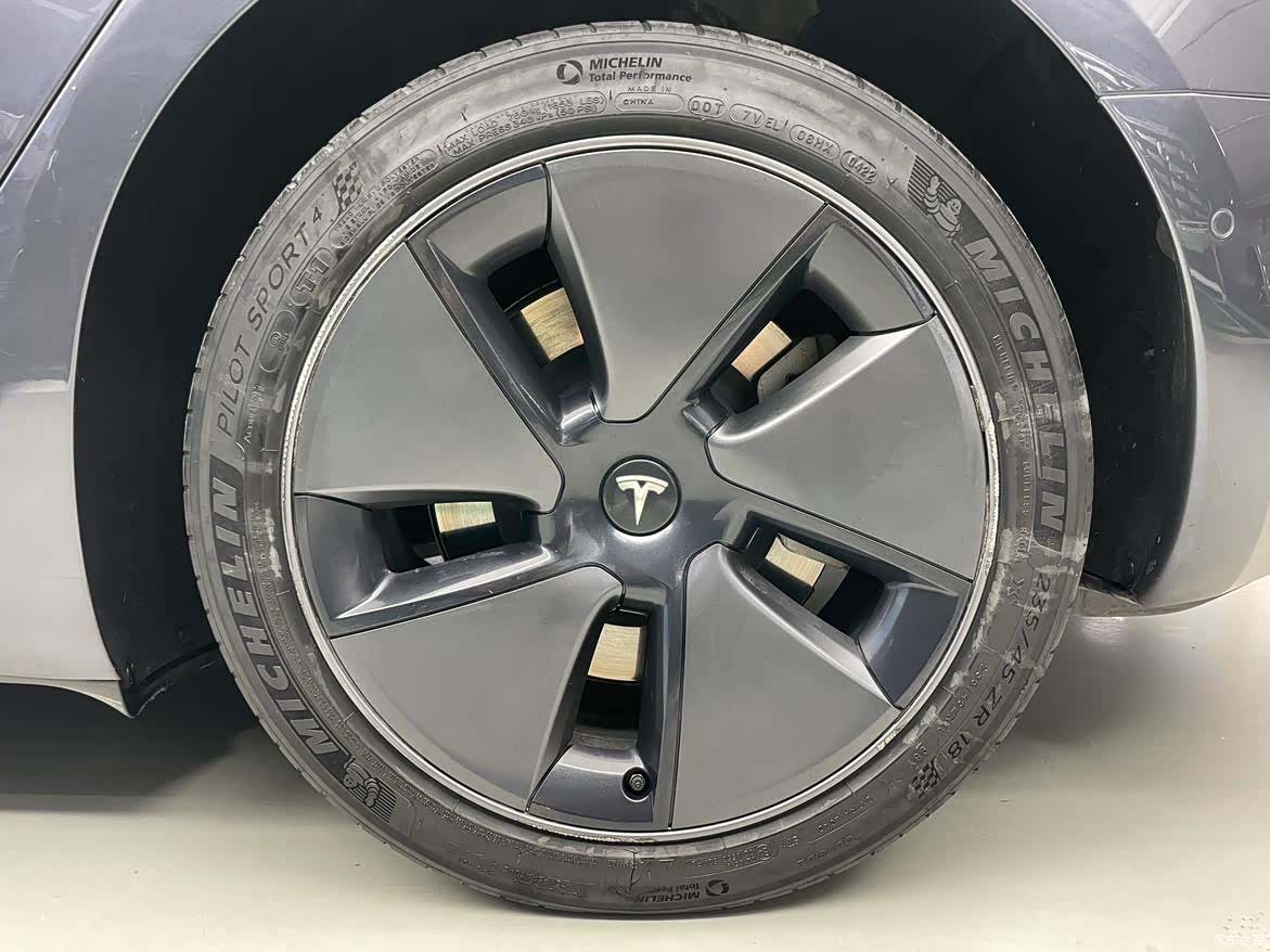 Tesla Model 3, 2022 21