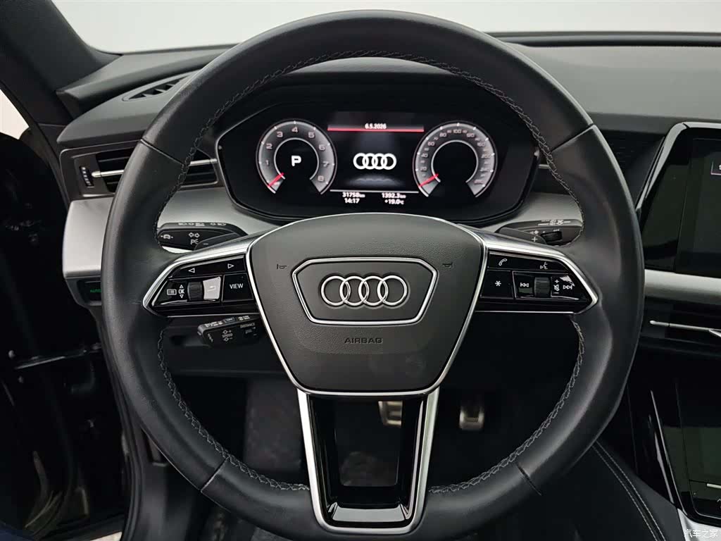 Audi Q6, 2023 9