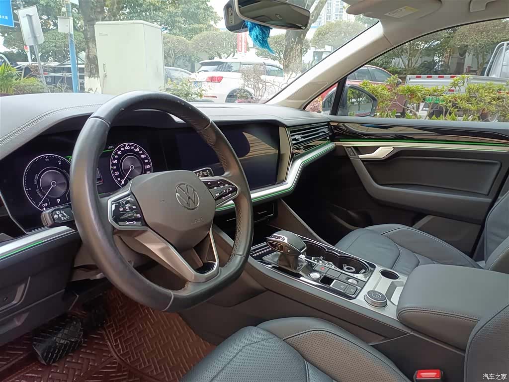 Volkswagen Touareg, 2021 8