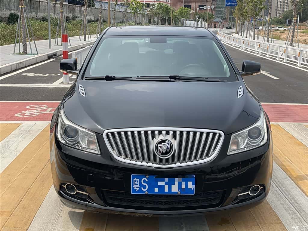 Buick LaCrosse, 2013 12