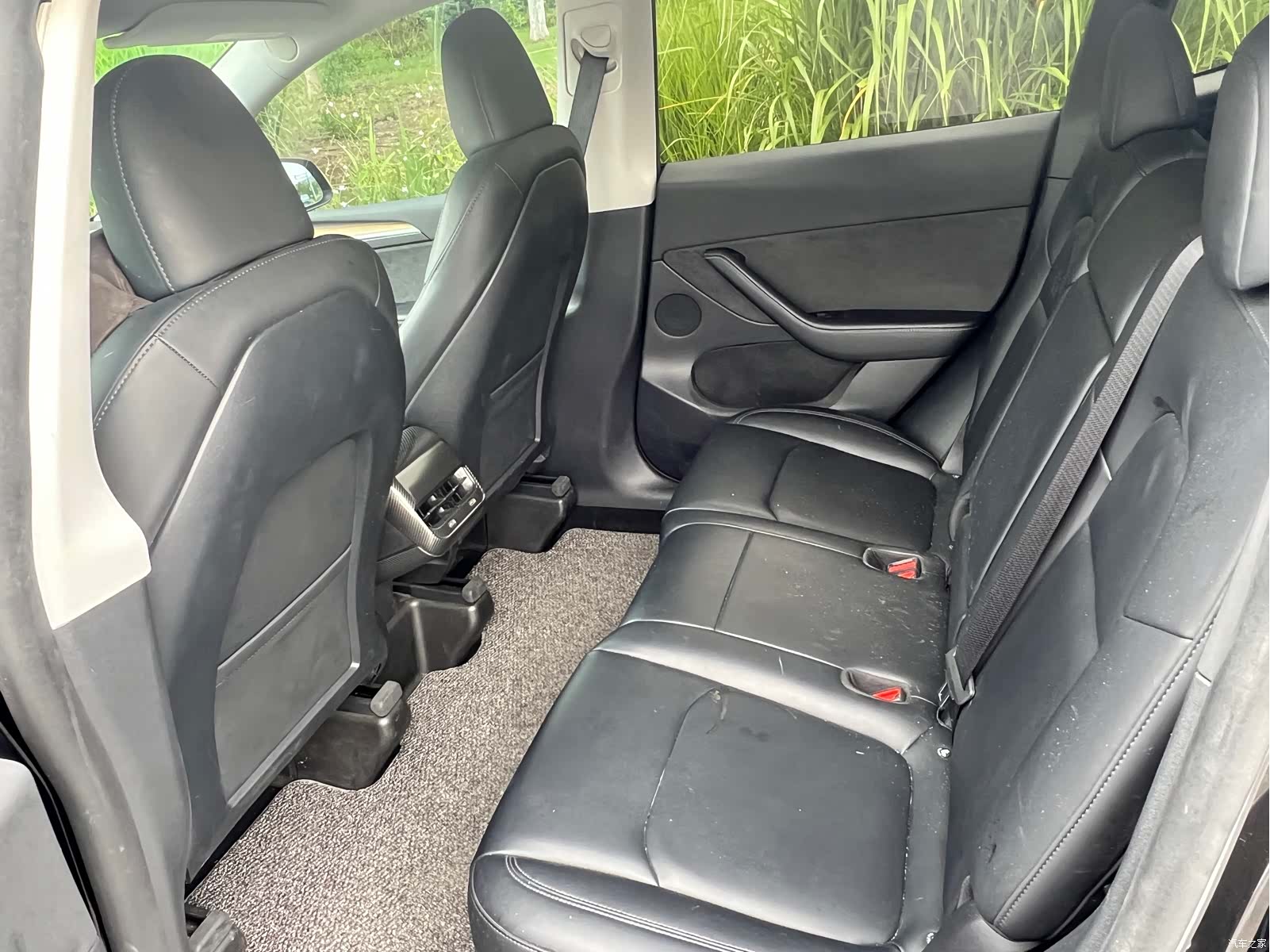 Tesla Model Y, 2022 6