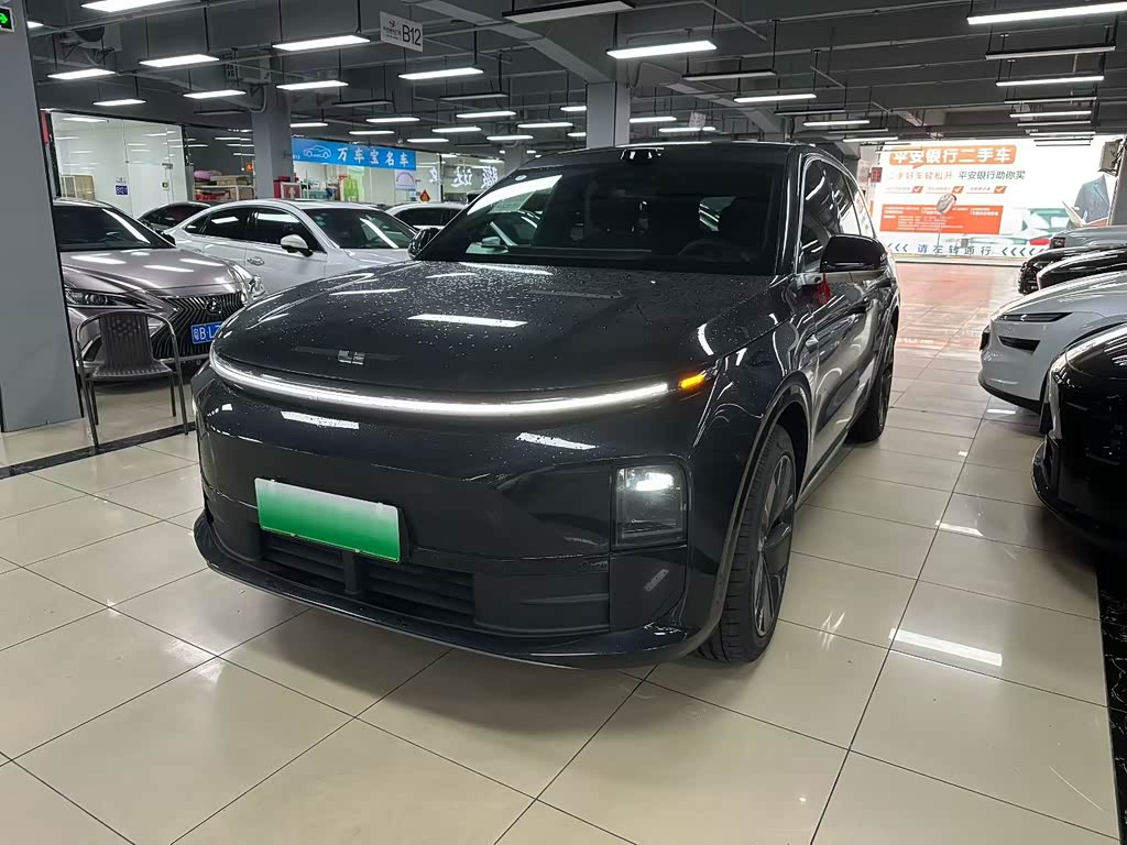Li Auto L6
