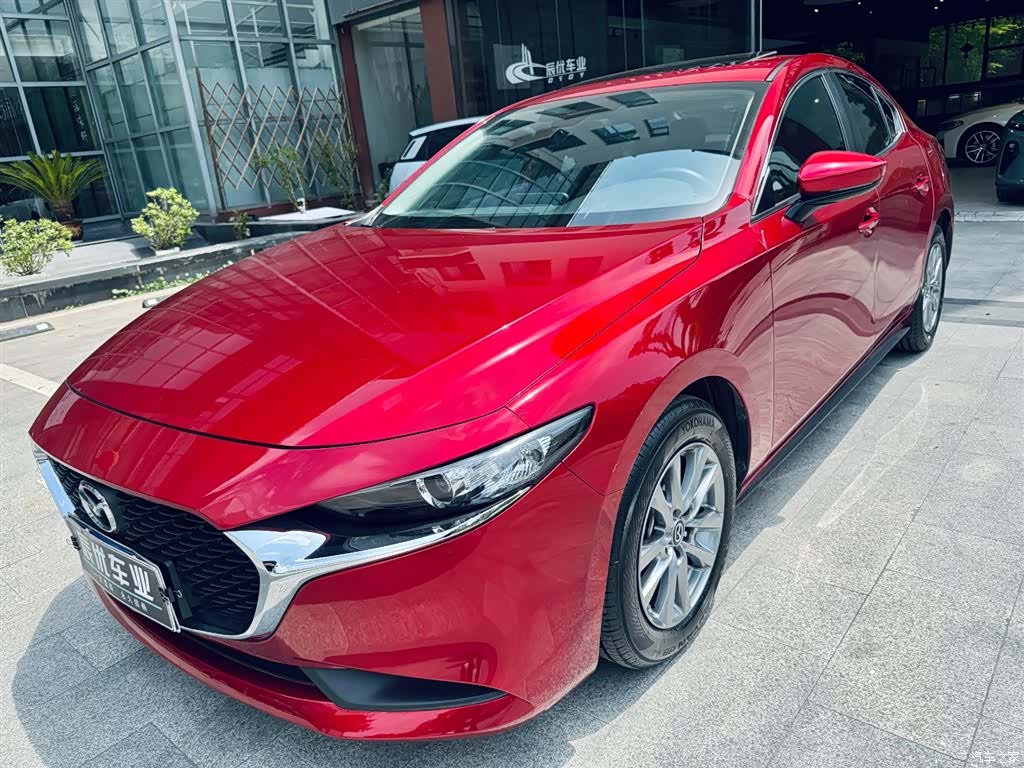 Mazda Mazda3, 2021 1
