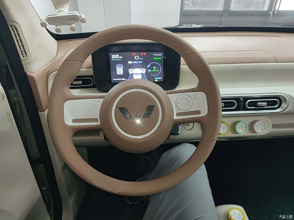 Wuling MINIEV, 2025 11