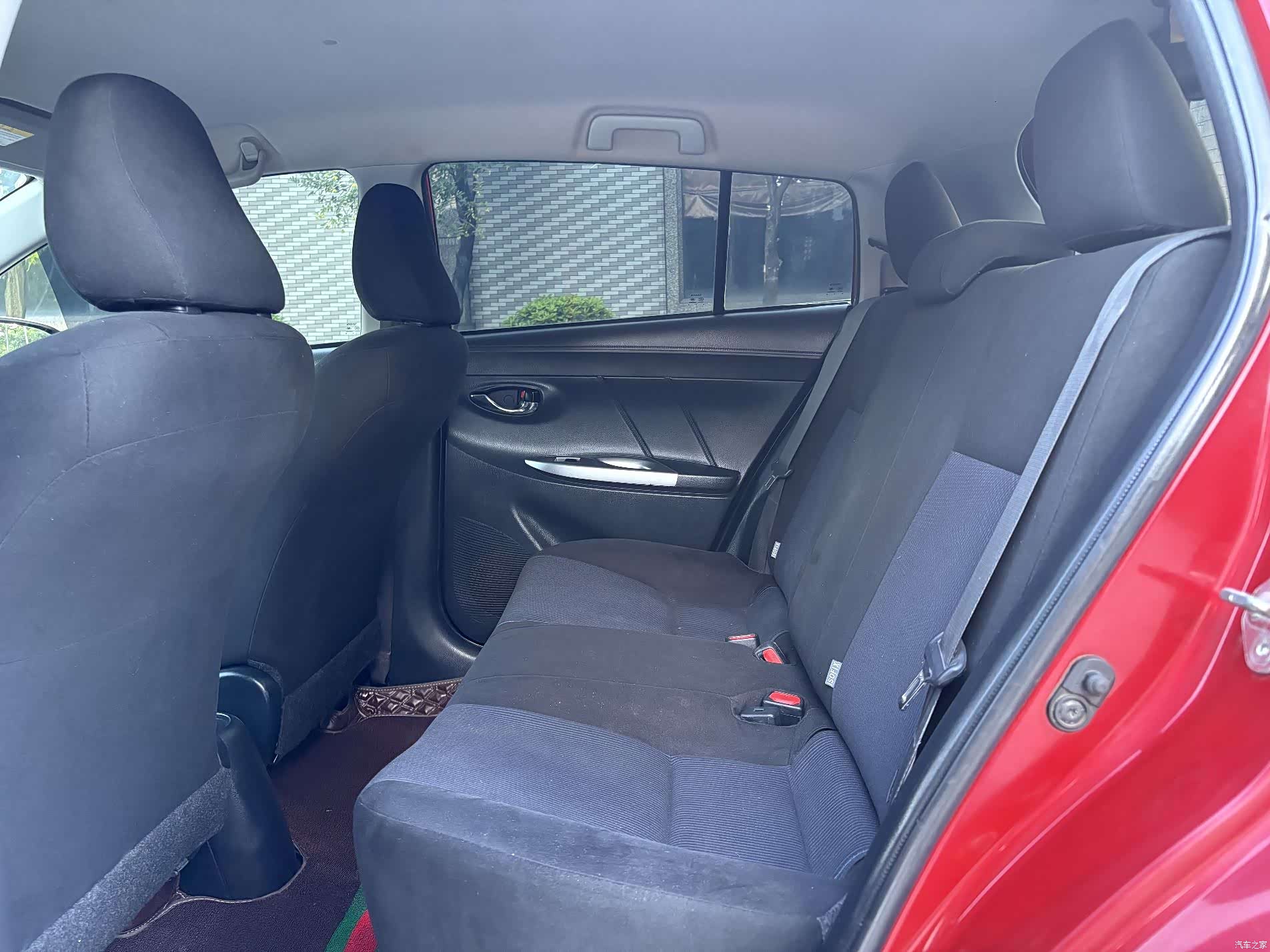 Toyota YARiS L, 2016 10