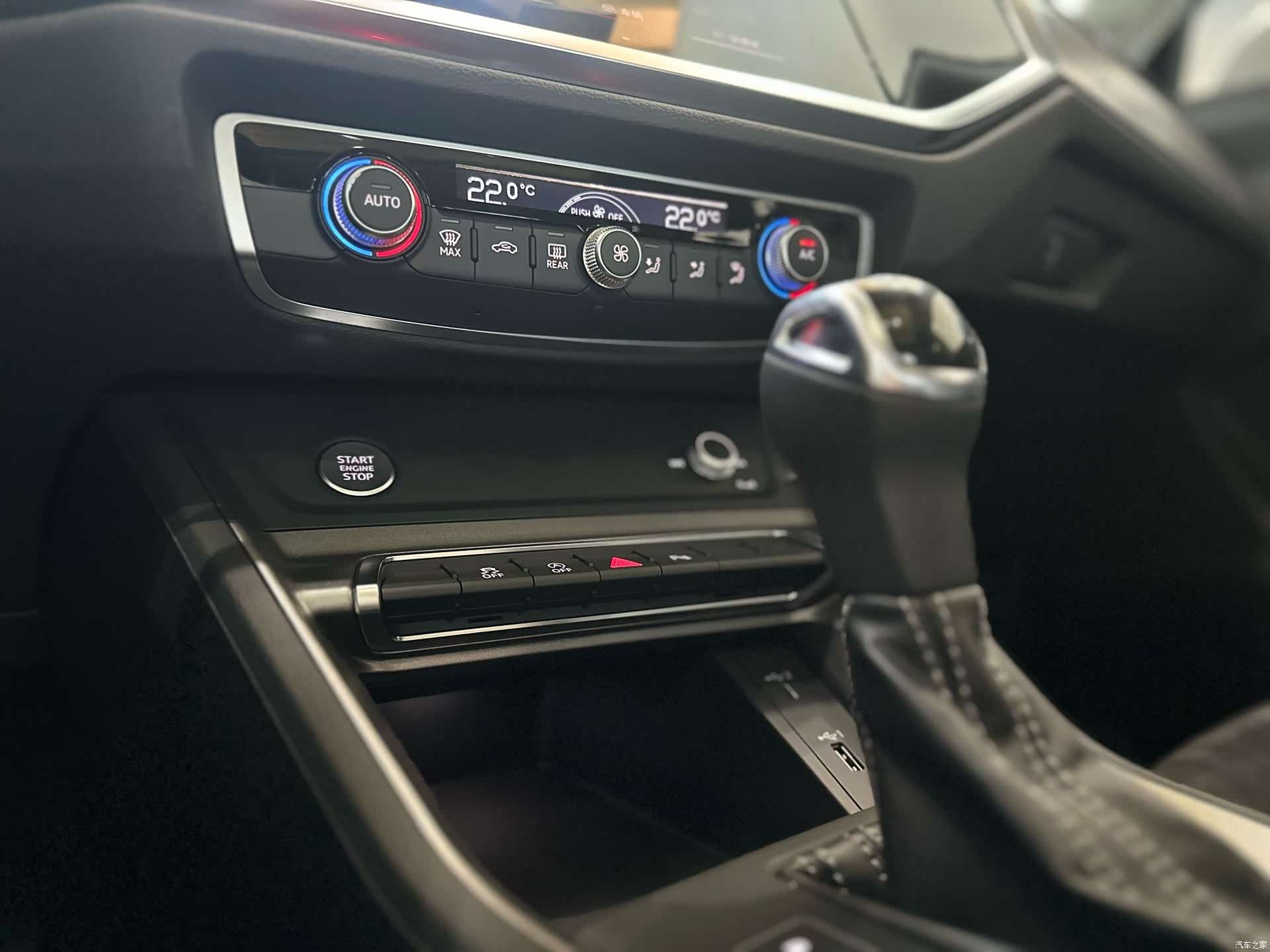 Audi Q3, 2021 16