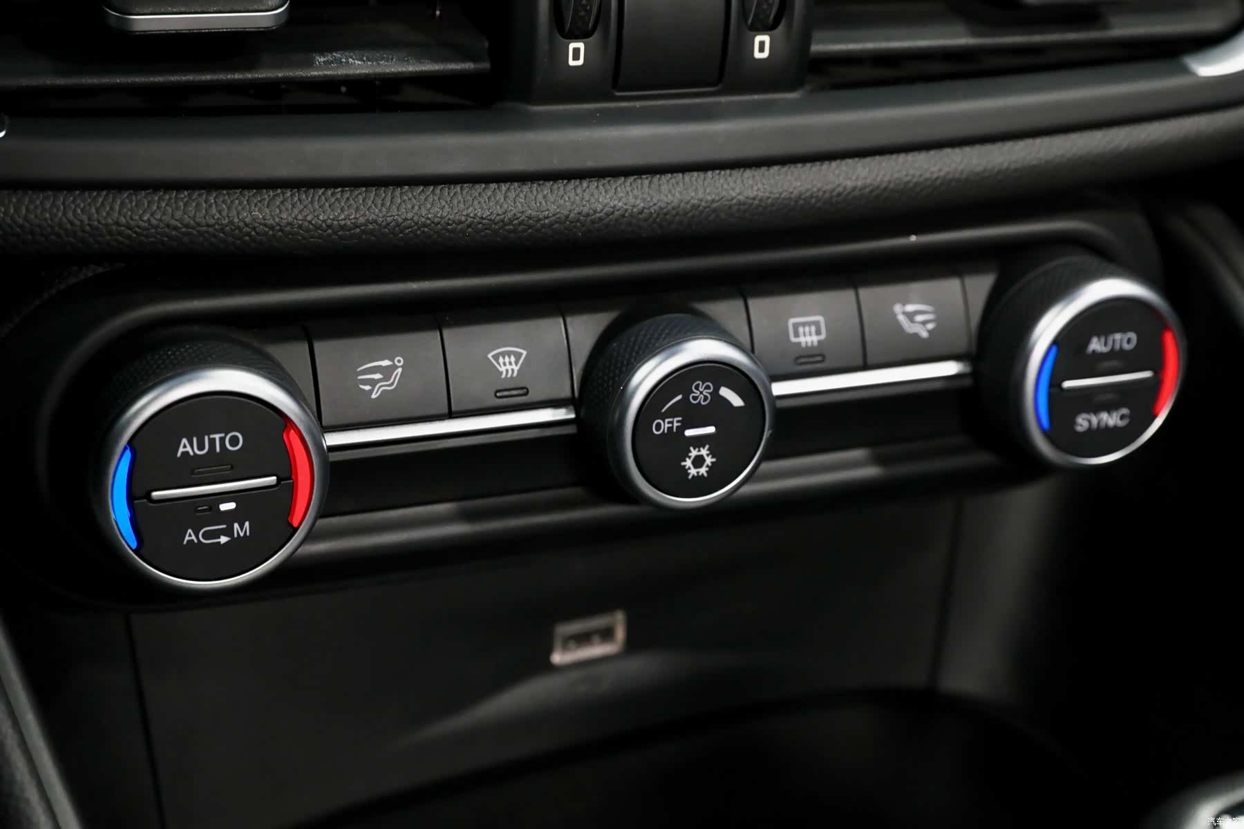 Alfa Romeo Giulia, 2017 15
