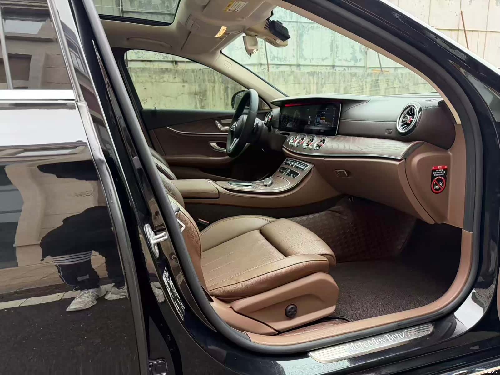Mercedes-Benz E-Class, 2019 11