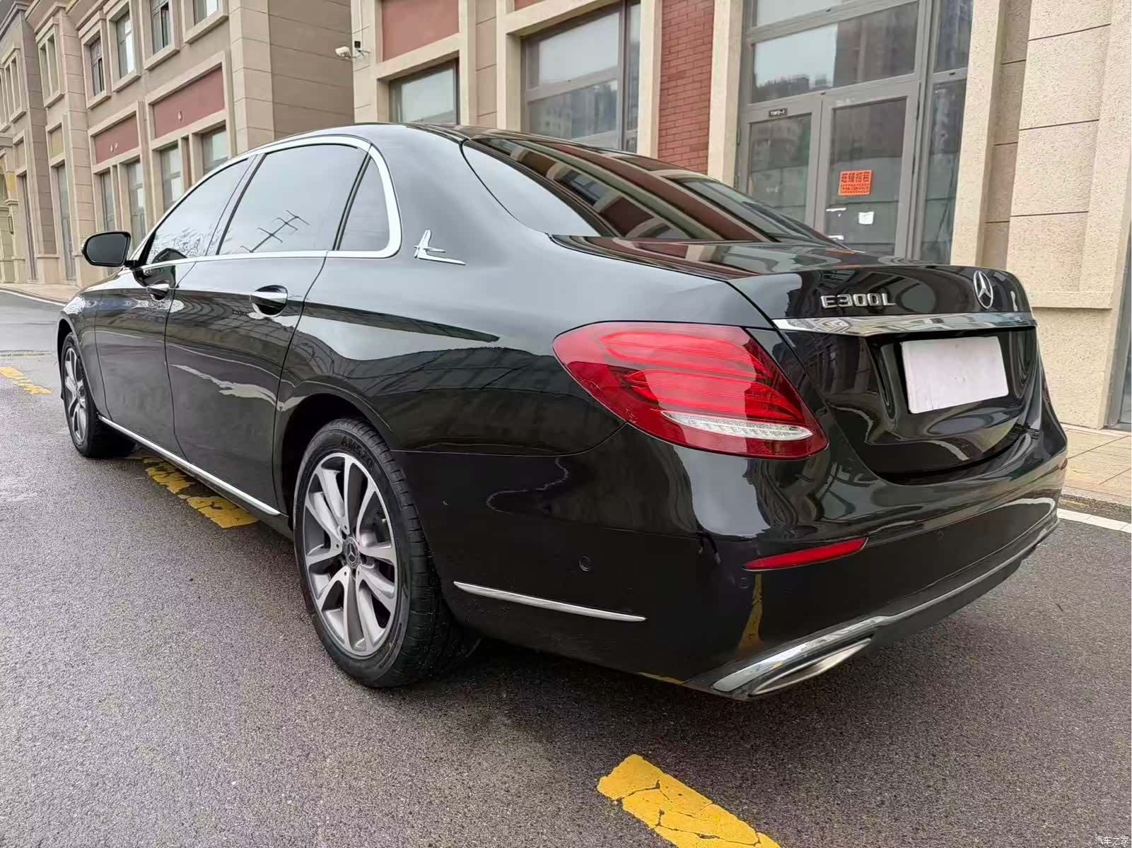 Mercedes-Benz E-Class, 2019 14