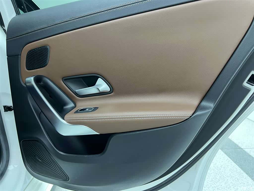 Mercedes-Benz A-Class, 2020 16