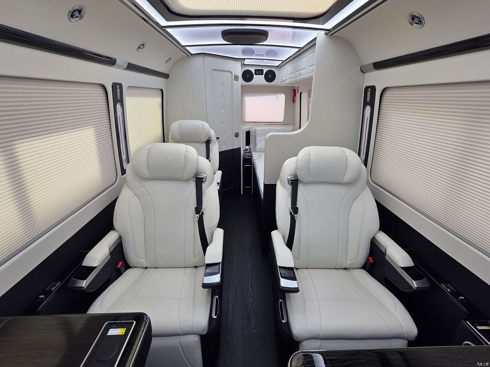 Hongqi 17, 2024 12