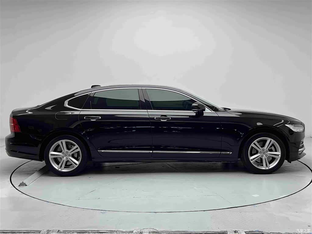 Volvo S90, 2018 18