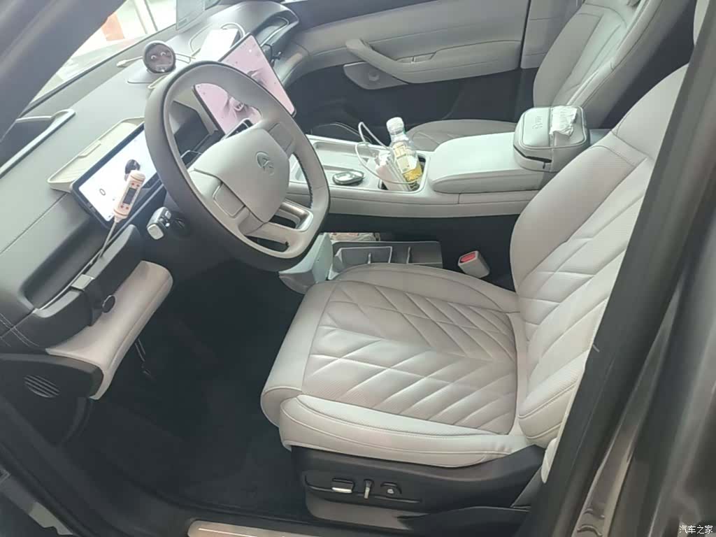NIO ES6, 2025 15