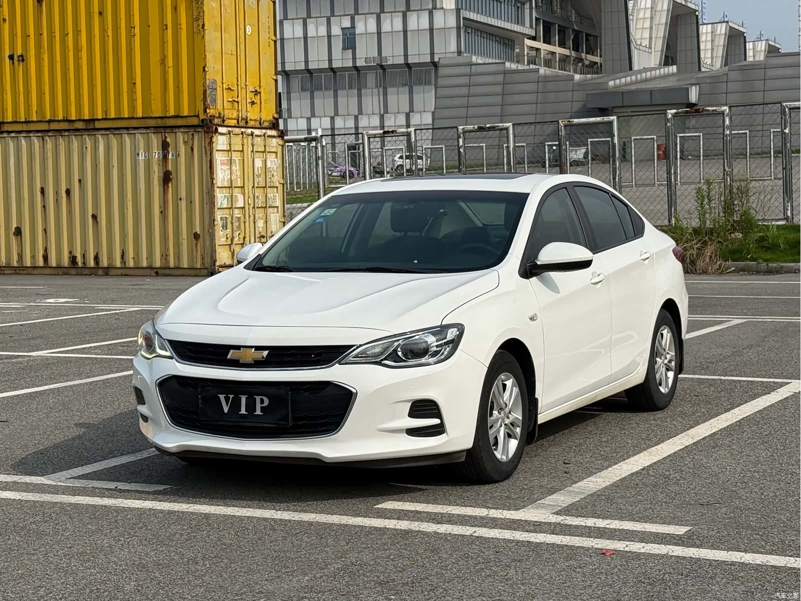 Chevrolet 320, 2018 1