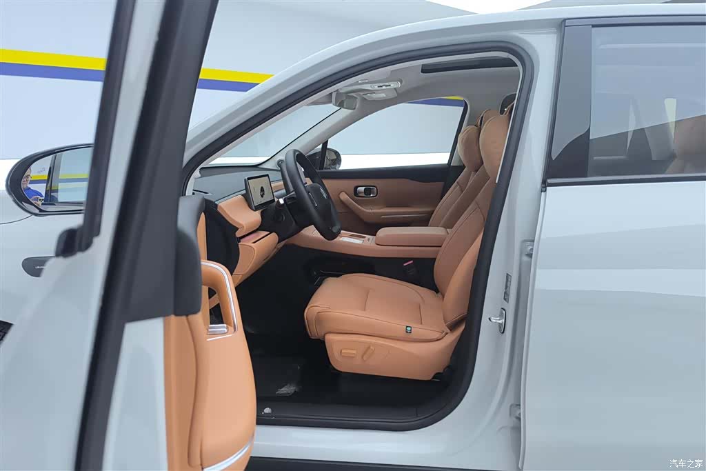 Leapmotor C10, 2025 9