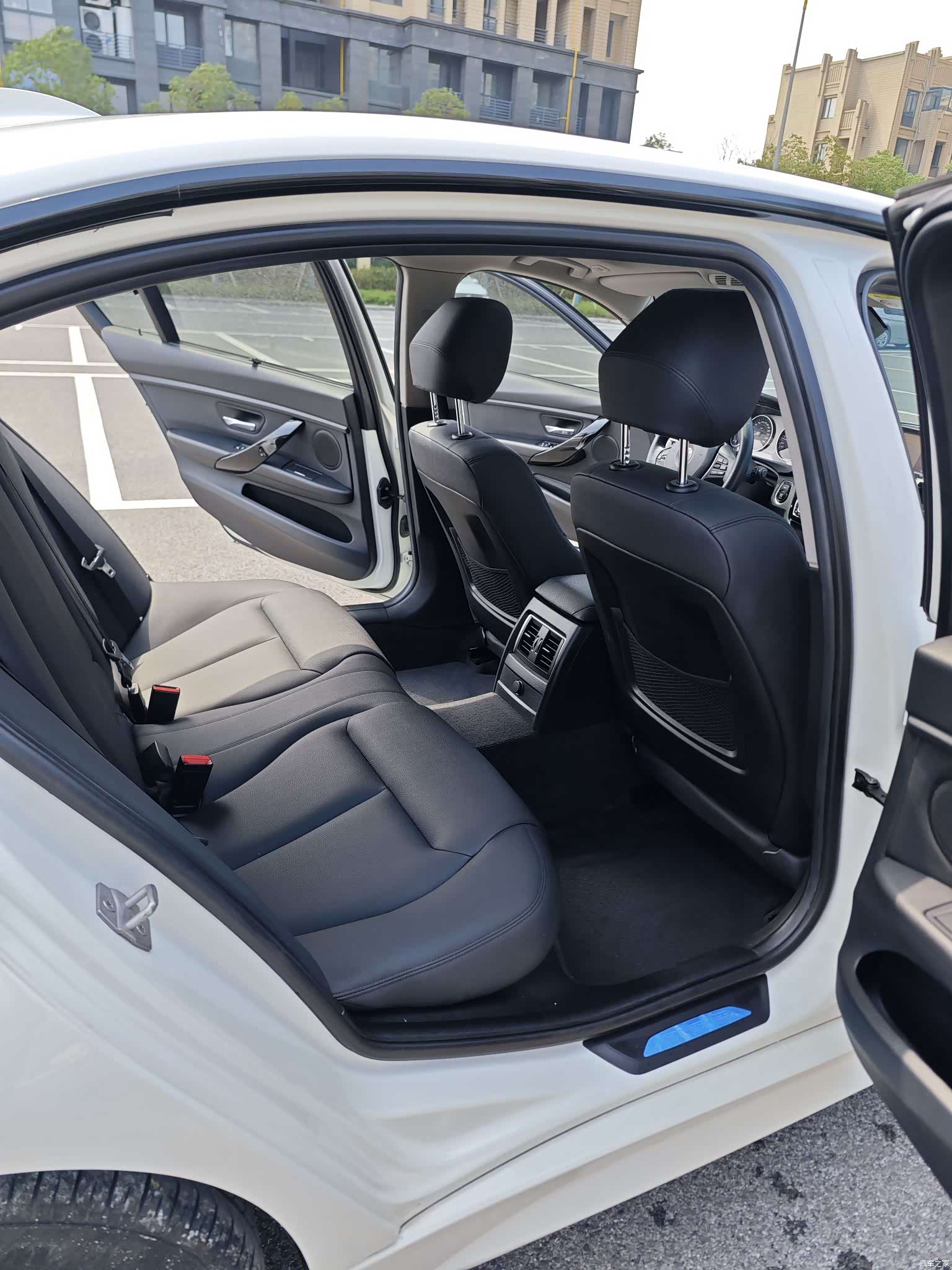 BMW 3 Series, 2016 6