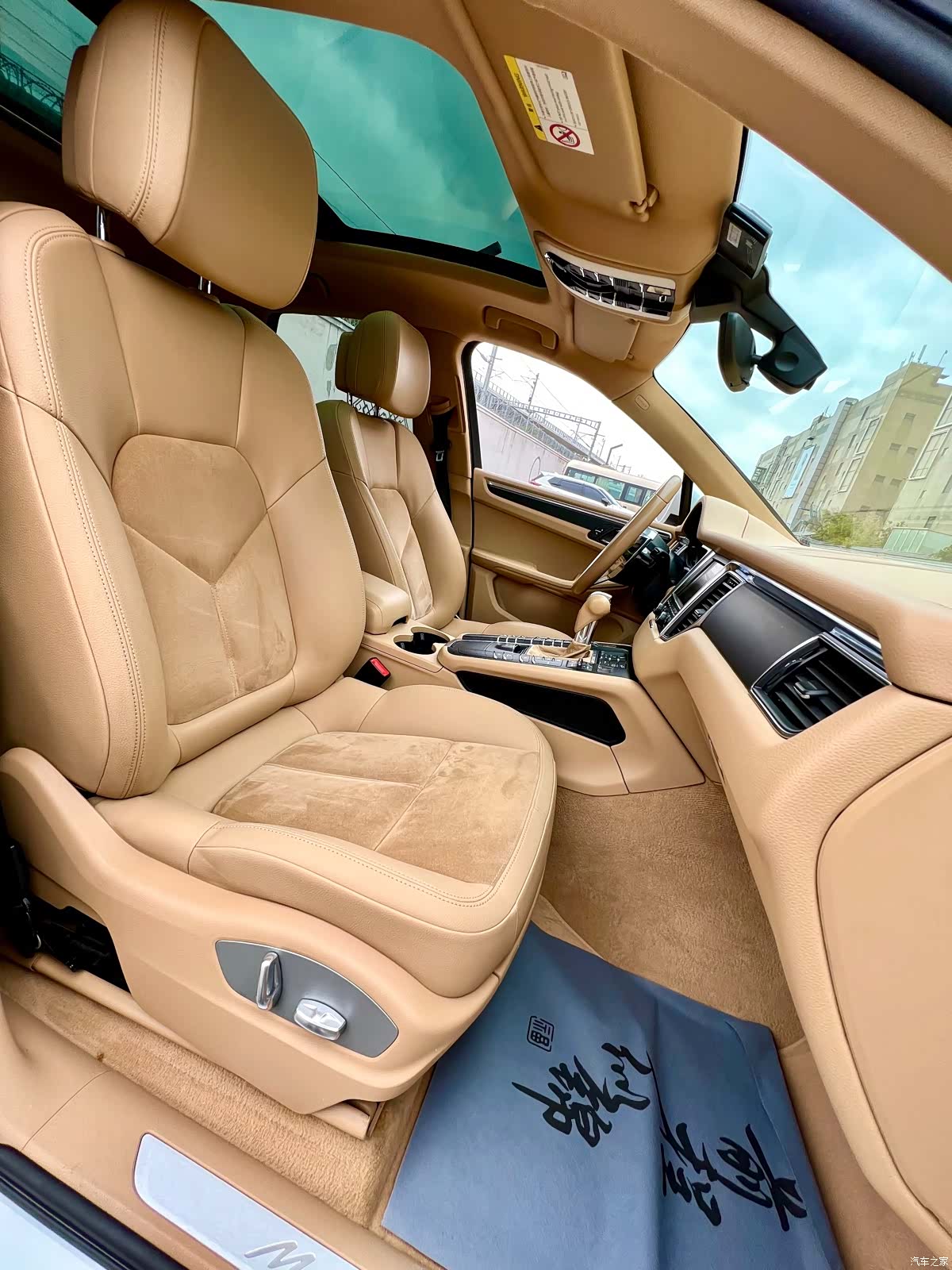 Porsche Macan, 2015 11