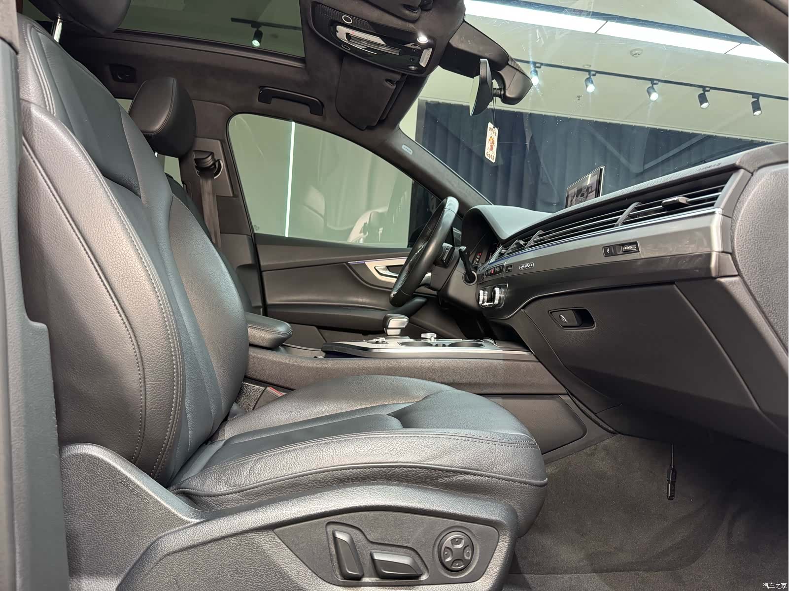 Audi Q7, 2019 33