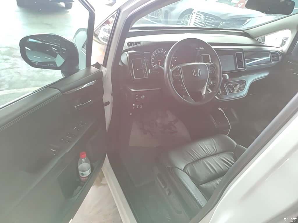 Honda Elysion, 2018 16
