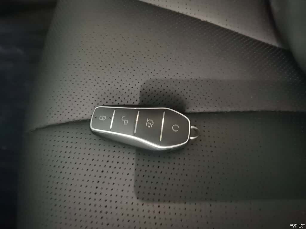 BYD HiAce, 2025 16