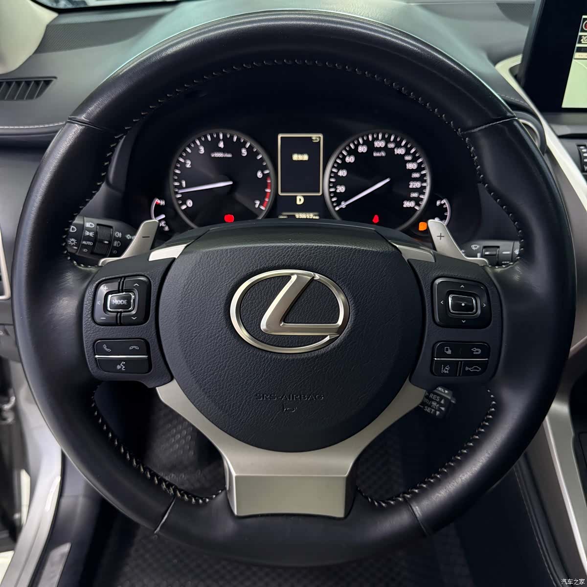 Lexus NX, 2020 16