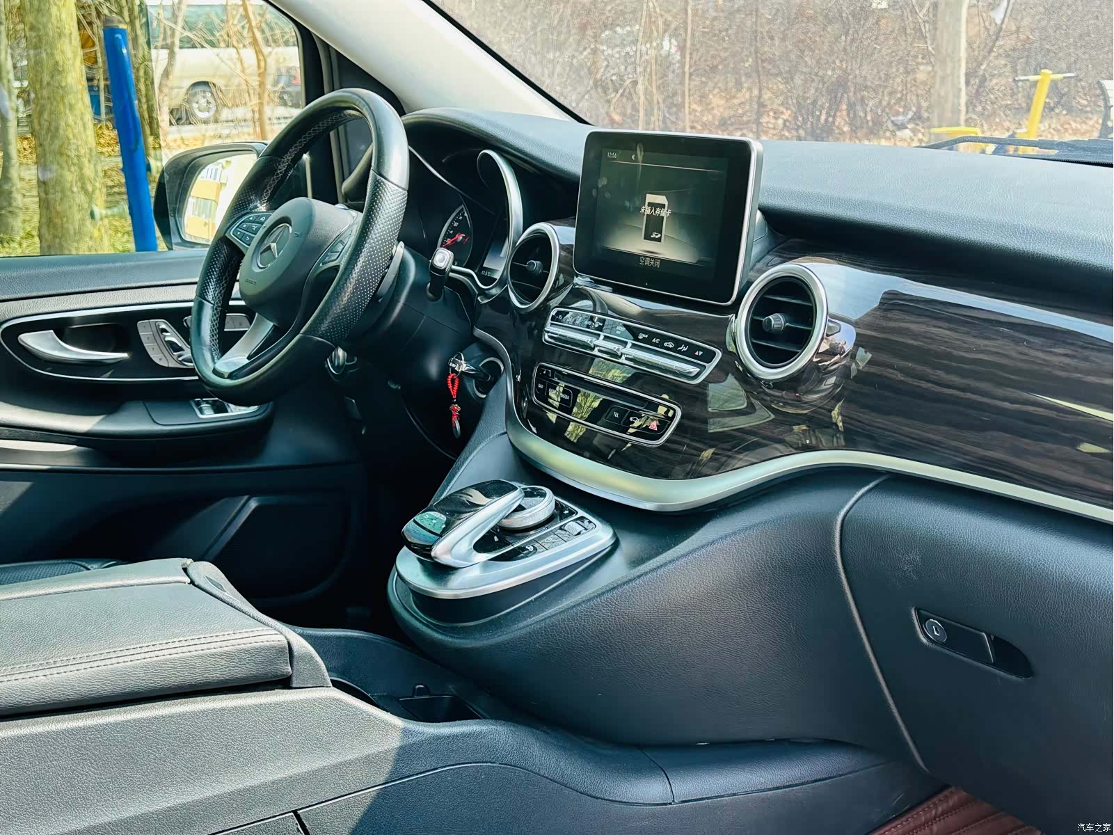 Mercedes-Benz V-Class, 2018 20