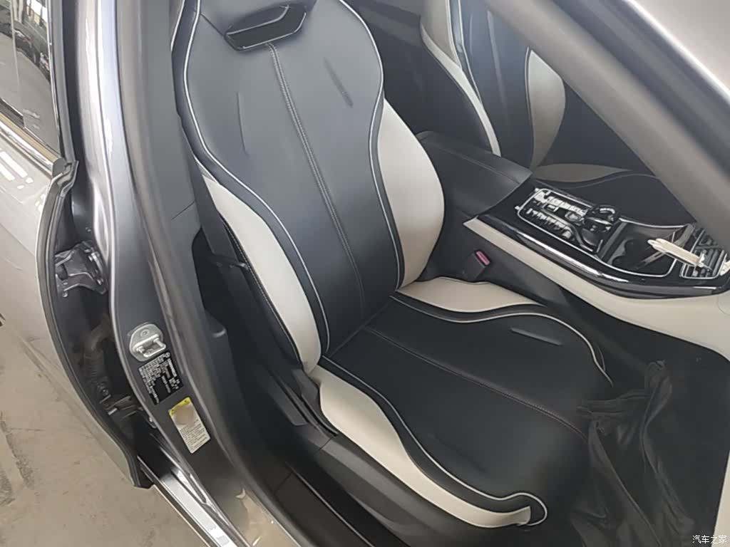 BYD Qin, 2022 25