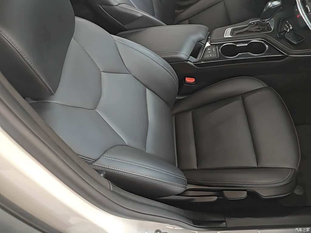 Cadillac CT4, 2021 25