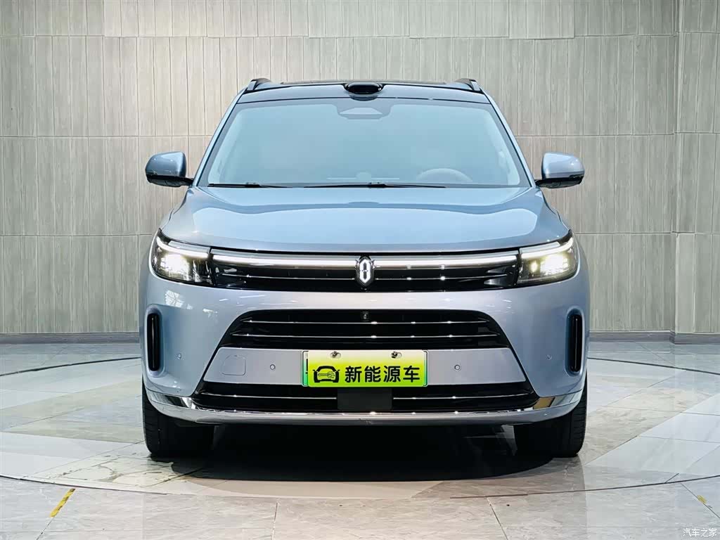 AITO M7, 2023 2