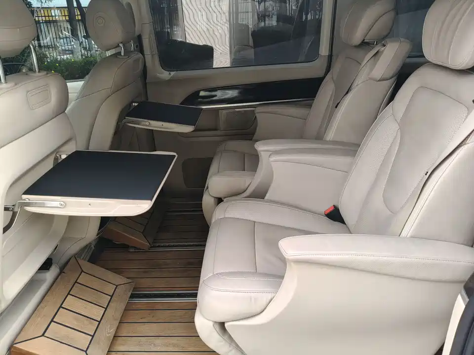 Mercedes-Benz V-class Mercedes-Benz V-class
