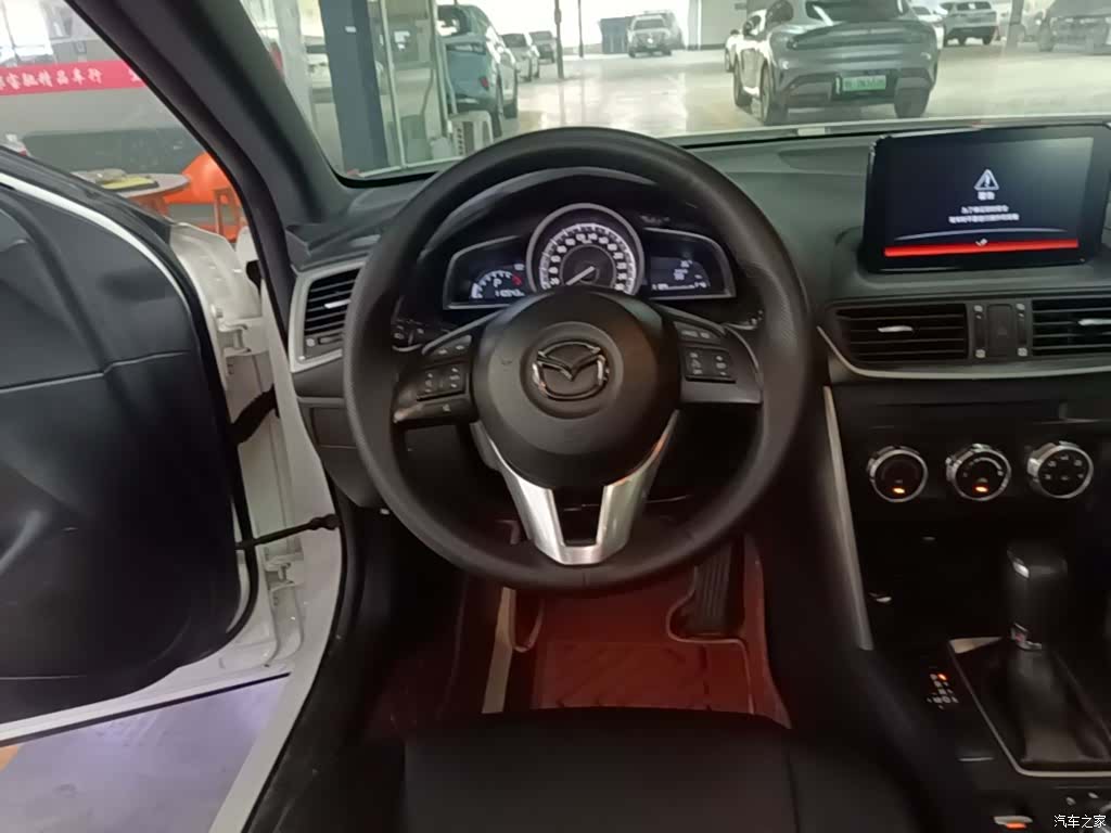 Mazda CX-4, 2017 11