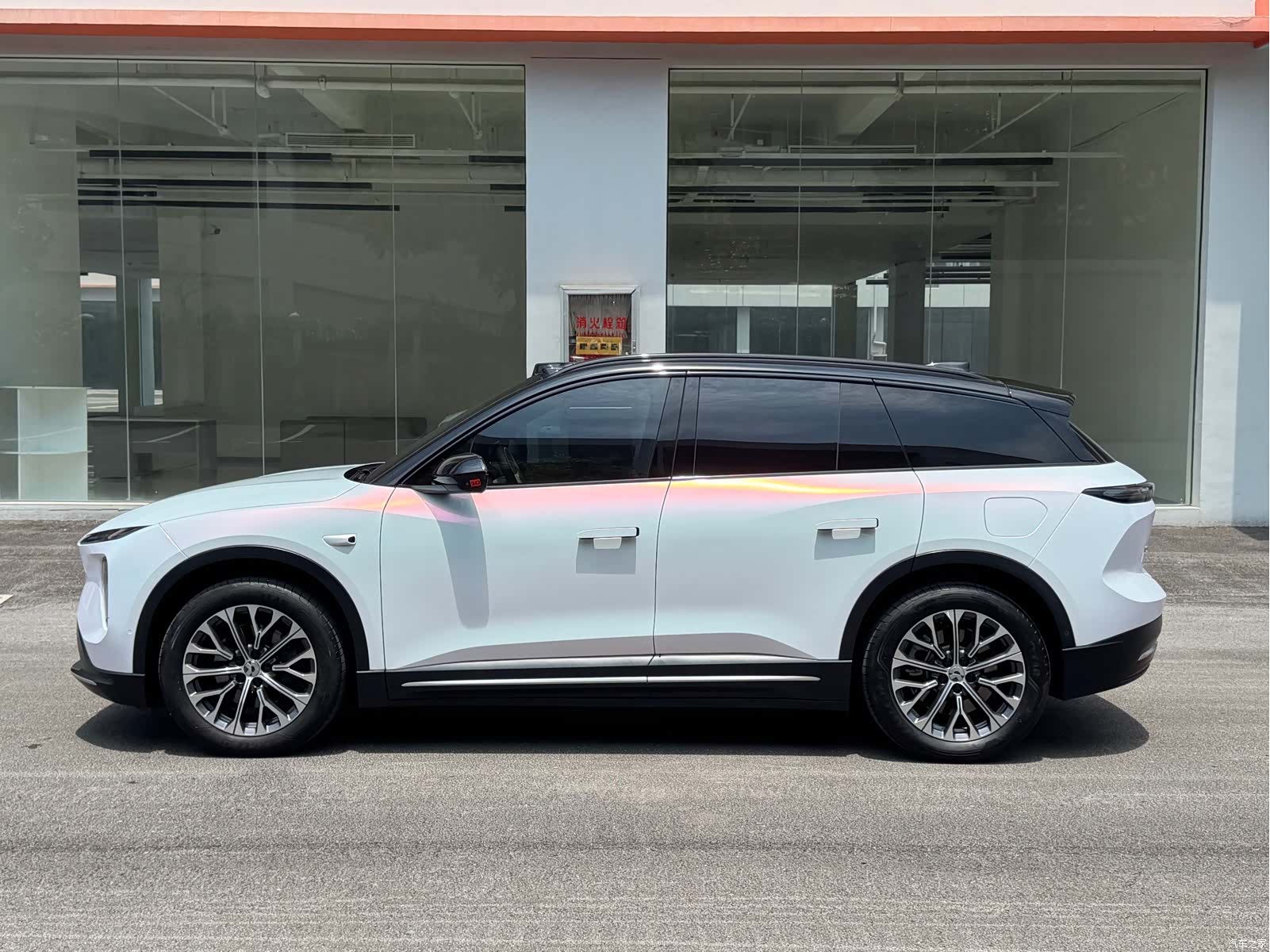 NIO ES6, 2025 21