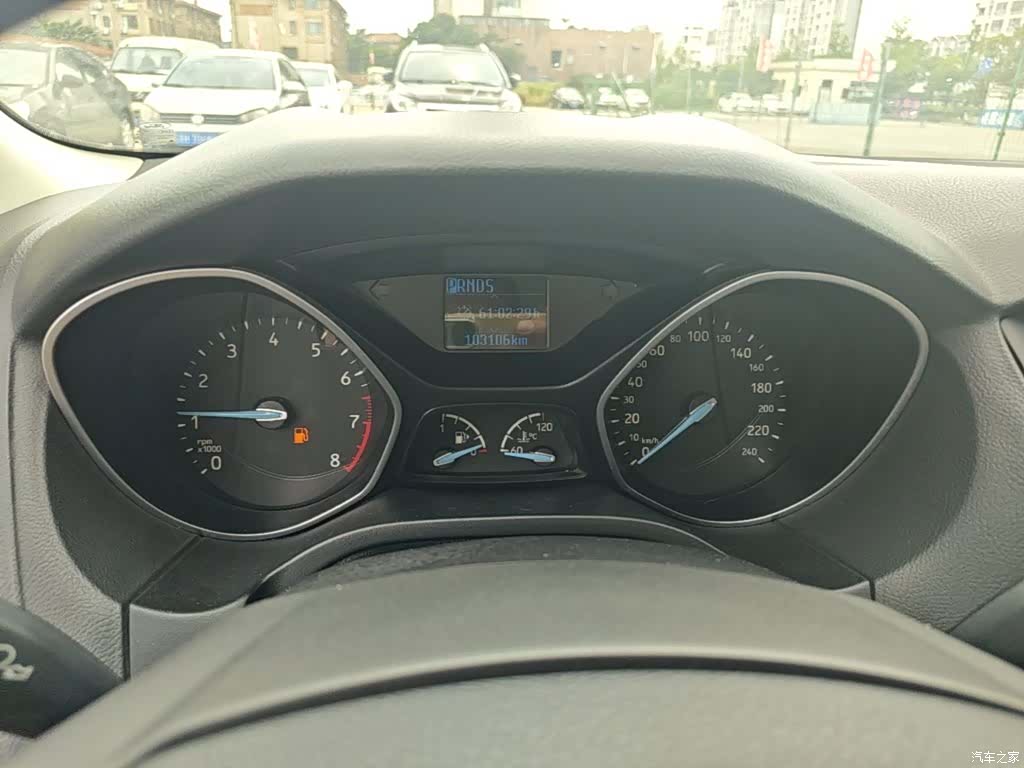 Ford Focus, 2016 12