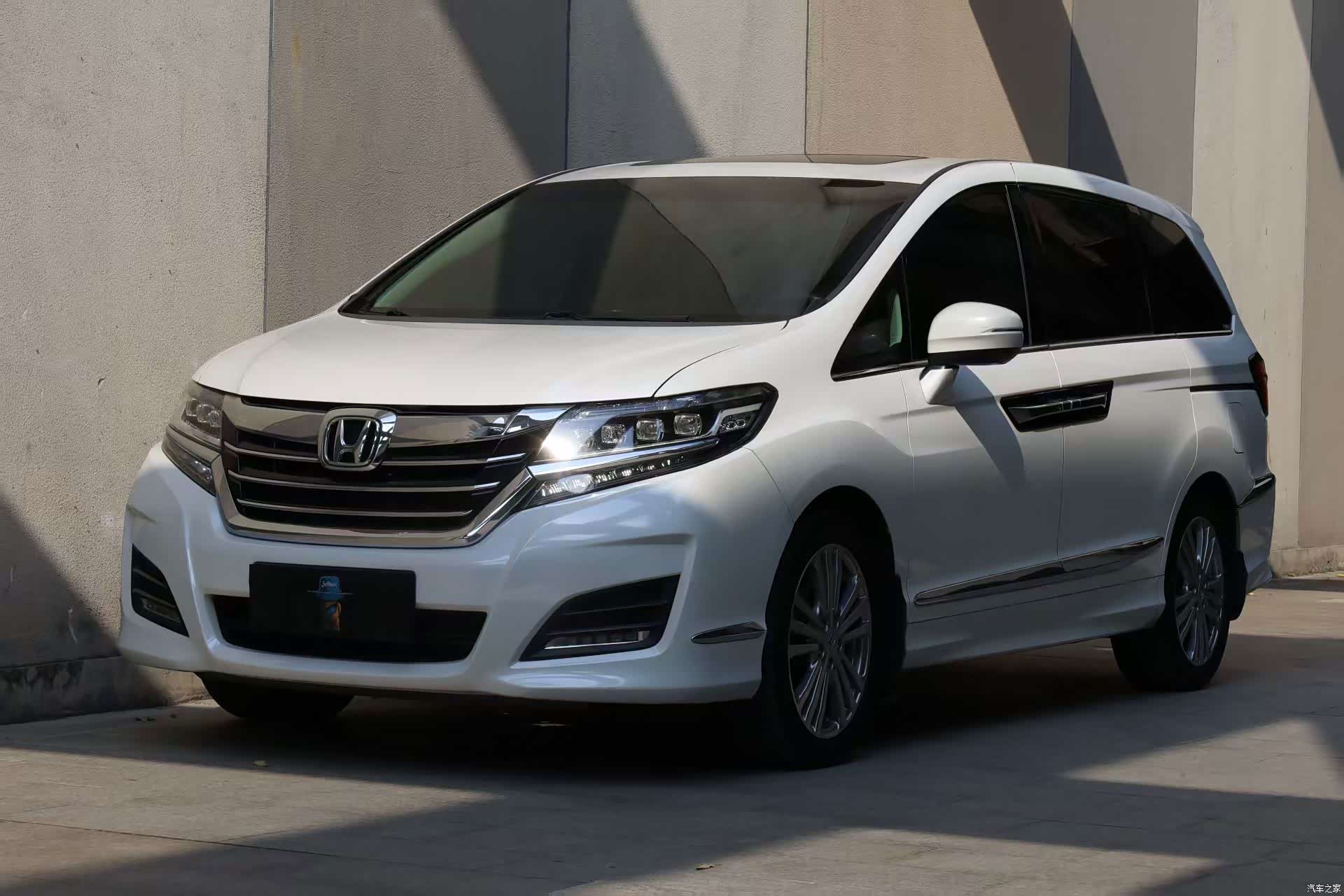 Honda Elysion, 2018 1