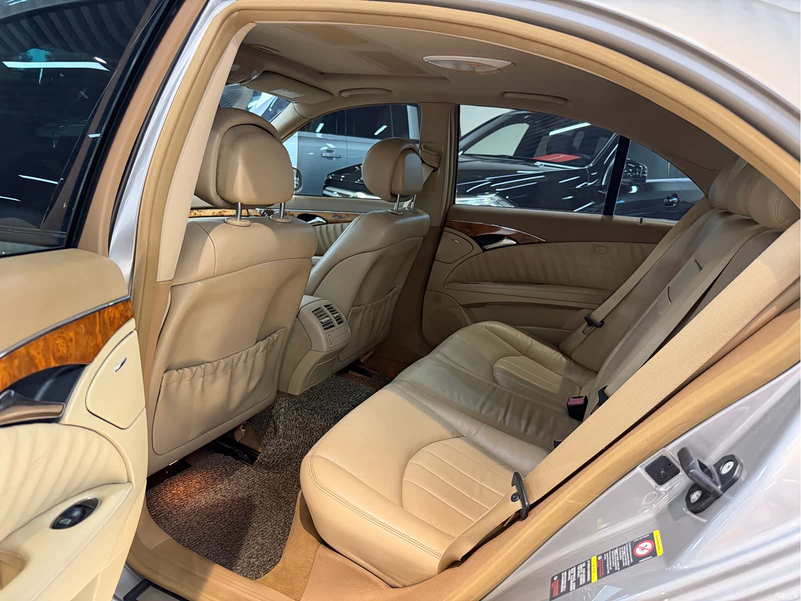 Mercedes-Benz E-Class, 2008 12