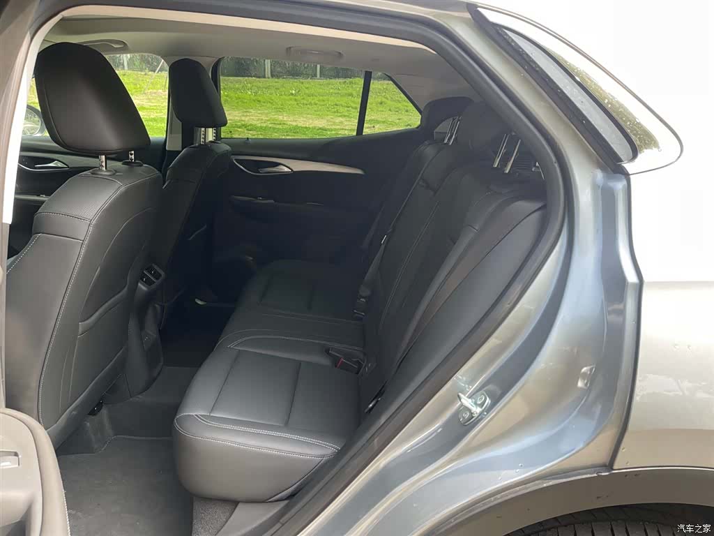 Buick Envision, 2025 13