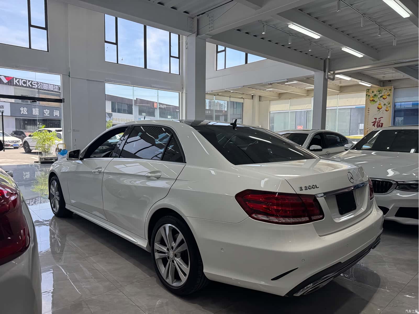 Mercedes-Benz E-Class, 2015 13