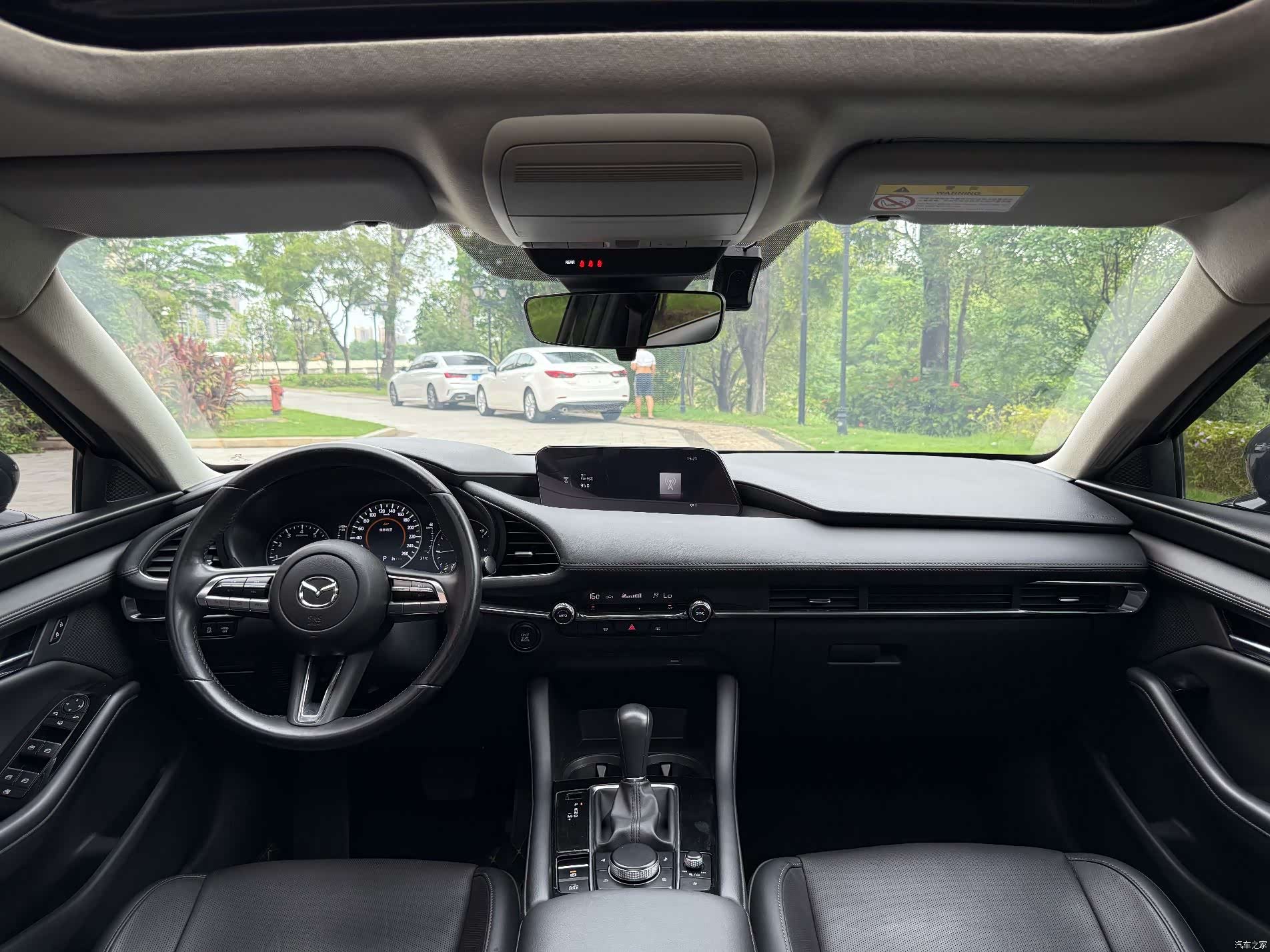 Mazda Mazda3, 2020 все фото